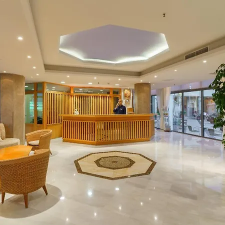 Pearl Hotel 4*