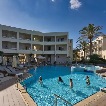 Pearl Готель 4*
