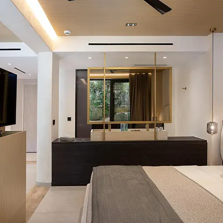 Готель Pearl 4*
