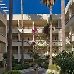 Pearl Hotell 4*
