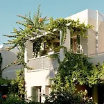 Pearl Hotel