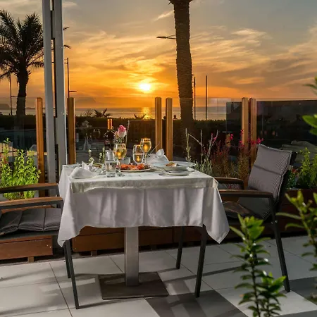 Pearl فندق ريثيمنو